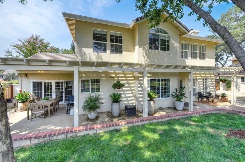 255 American River Canyon Dr, Folsom CA  95630-7142 exterior