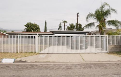 18337 Gladstone St, Irwindale, CA 91702