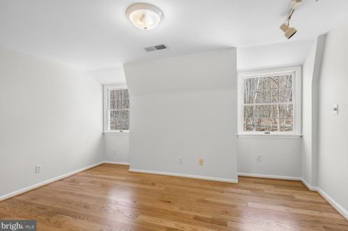 4471 Occoquan Overlook, Woodbridge VA  22192-6107 exterior