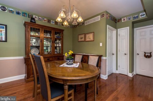 106 Claremont Dr, Lansdale PA 19446-6359 exterior