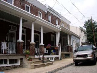 360 Dupont St, Philadelphia PA  19128-4714 exterior