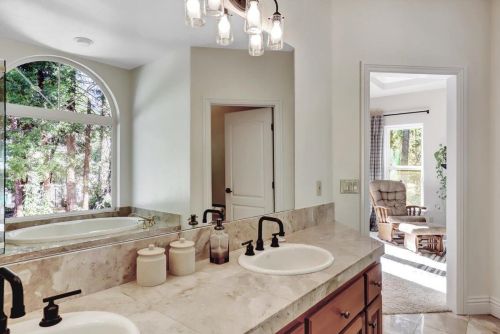 12881 Chatsworth Ln, Grass Valley CA  95945-9739 exterior