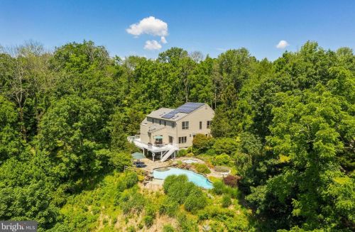 7556 Tohickon Hill Rd, Pipersville, PA 18947-1557