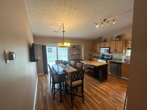 7709 Waggoner Chase Blvd, Blacklick OH  43004-9191 exterior