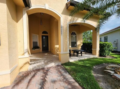 2209 Vardin Pl, Naples FL  34120-0511 exterior