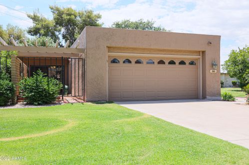 66 Leisure World, Mesa, AZ 85206-3106