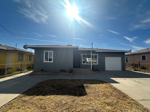 1723 Melody Ln, Bakersfield, CA 93308-2223