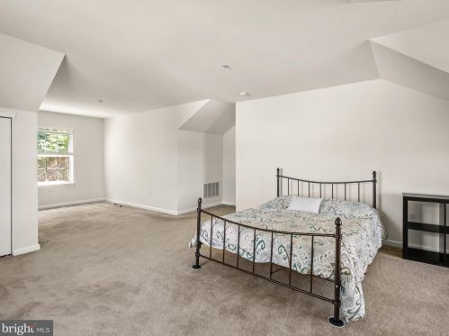 309 William Taft Ave, Downingtown PA  19335-3097 exterior