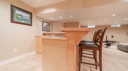 525 Brighton Ln, Dyer IN  46311-4625 exterior