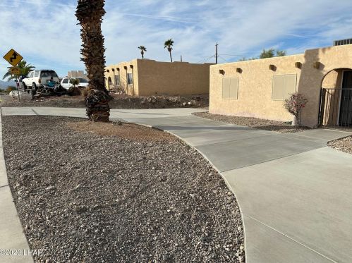 171 Acoma Blvd, Lake Havasu City, AZ 86403-5859