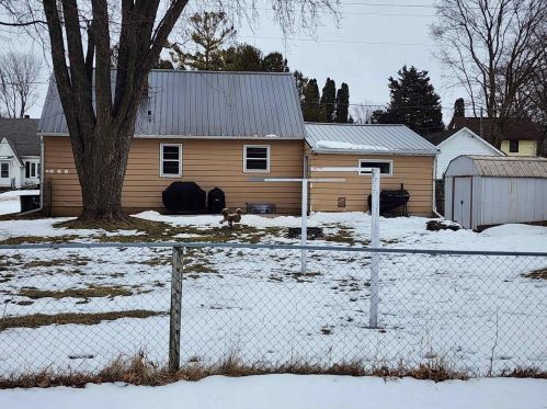 128 Union St, Ripon WI  54971-1436 exterior