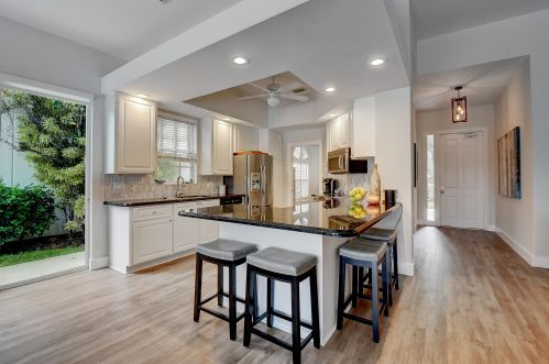 4802 Orchard Ln, Delray Beach, FL 33445-5306