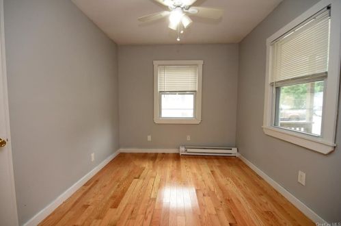 56 Floradan Rd, Tompkins Corners NY  10579-3032 exterior