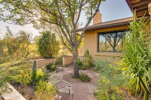 4220 Milton Rd, Tucson, AZ 85746-9212
