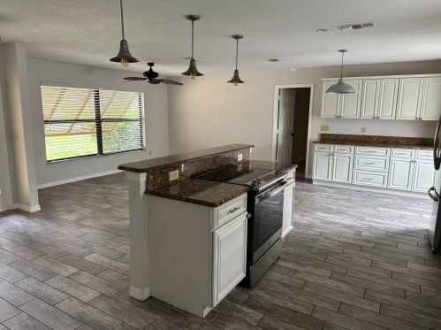 5510 Paleo Pines Cir, Fort Pierce FL  34951-2345 exterior