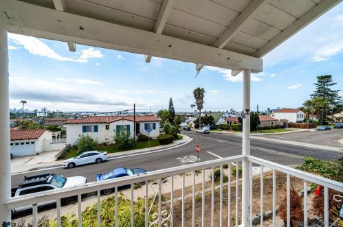 1450 Willow St, San Diego, CA 92106-2159