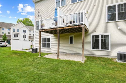 90 Prescott St, Nashua NH 03064-2546 exterior