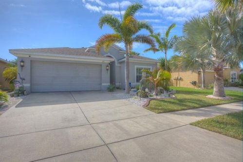 718 Griffen Heights Ct, Ruskin, FL 33570-2002