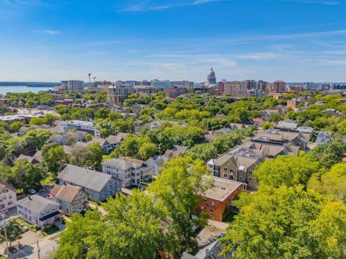 644 Johnson St, Madison WI 53703-1531 exterior