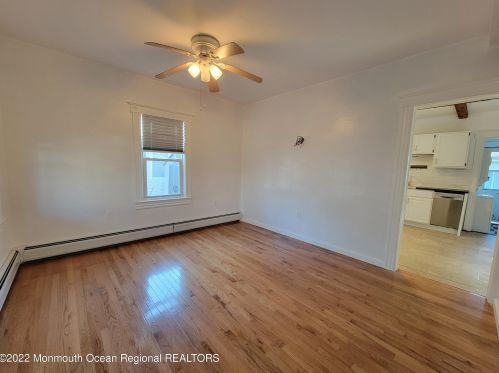 18 Atlantic St, Monmouth Hills NJ  07732-1502 exterior