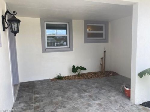 1325 Ellendale Cir, Lehigh Acres, FL 33936-4841