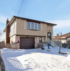 590 Fire Island Ave, Babylon, NY 11702-4418