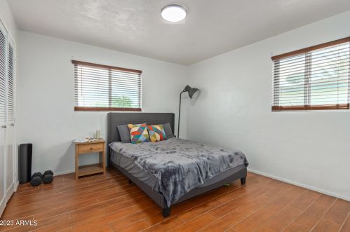 5630 30 Dr, Phoenix AZ 85017-4101 exterior