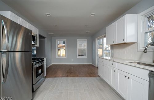 9 Pomander Walk, Nutley NJ  07110-2421 exterior