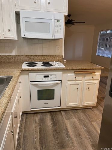 345 Wisconsin Ave, Long Beach, CA 90814-2278