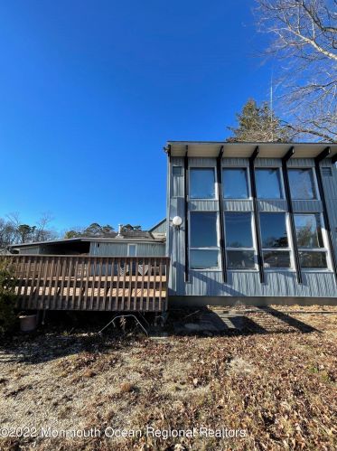 107 Sand Rd, Berkeley Township NJ  08721-3545 exterior