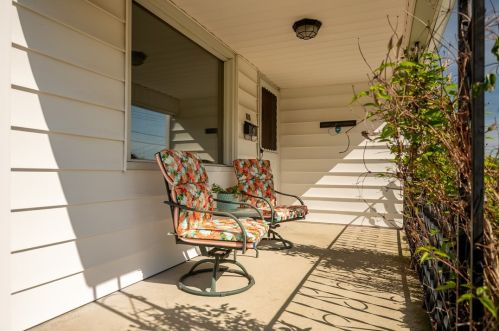 810 Spencer Ave, Hermitage, PA 16146-3160