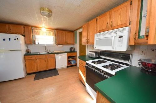 124 Mohawk School Rd, New Castle PA  16102-3112 exterior