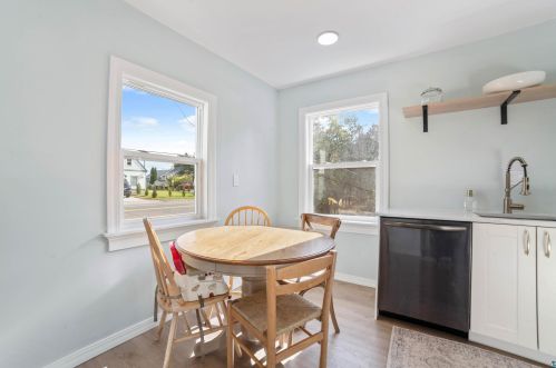 2133 Minnesota Ave, Duluth MN  55802-2440 exterior