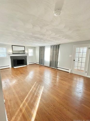 258 Bassett St, New Britain CT  06051-3438 exterior