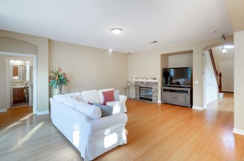 1694 Crossroads St, Chula Vista CA 91915-2431 exterior