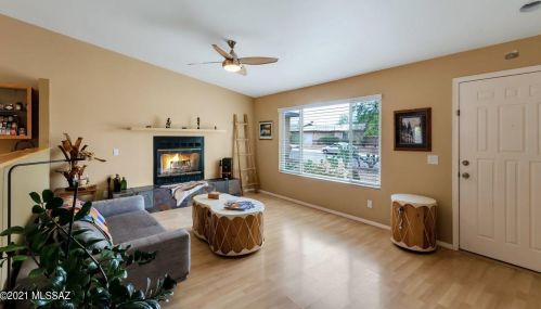 9985 Gray Hawk Dr, Tucson, AZ 85730-6106