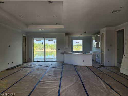 3547 56th Ave, Naples, FL 34120-7468