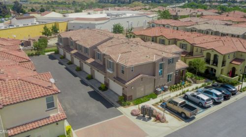 28778 Calle De La Paz Dr, Santa Clarita CA  91354-3006 exterior