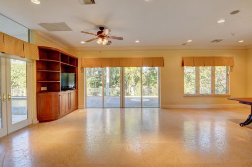 4255 Gleneagles Dr, Boynton Beach FL  33436-4914 exterior