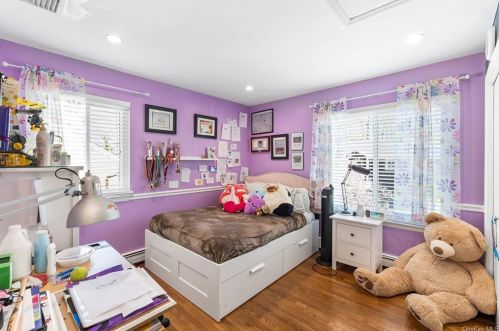 20 Stratford Rd, White Plains NY  10603-2827 exterior