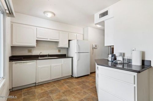 13438 Prospect Dr, Sun City, AZ 85375-4843