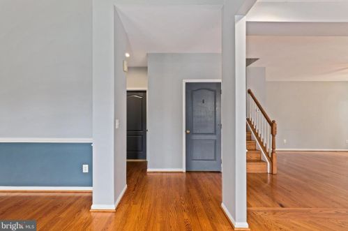 15843 Fourmile Creek Ct, Haymarket VA  20169-5427 exterior