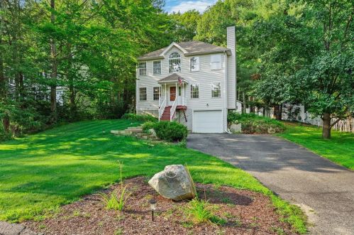 17 Meetinghouse Rd, Keene NH  03431-2065 exterior