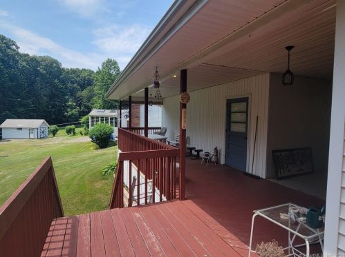 17 Overlook Dr, Plainville CT  06062-1512 exterior