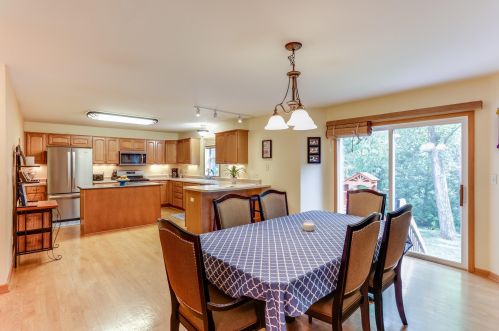 2102 116 St, Kenosha WI 53158-3605 exterior