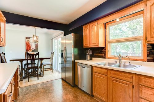 207 County Rd F, Saint Paul MN 55110-3845 exterior