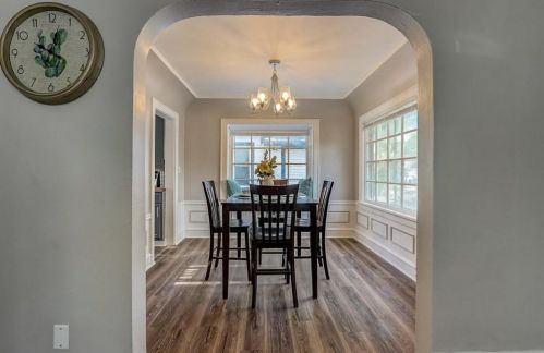 5808 38th St, Milwaukee WI  53209-4024 exterior