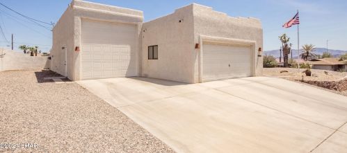 2654 Tradewind Dr, Lake Havasu City, AZ 86403-6018