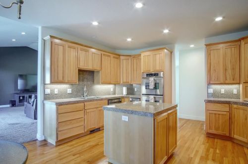 5890 Yuste Ln, Hollister CA  95023-9538 exterior