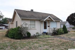 590 Oak St, Lebanon, OR 97355-4441